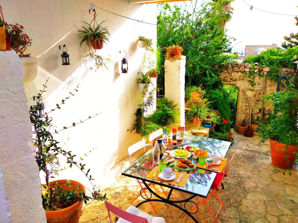Masseria Delle Rose 1760 Алесано Екстериор снимка
